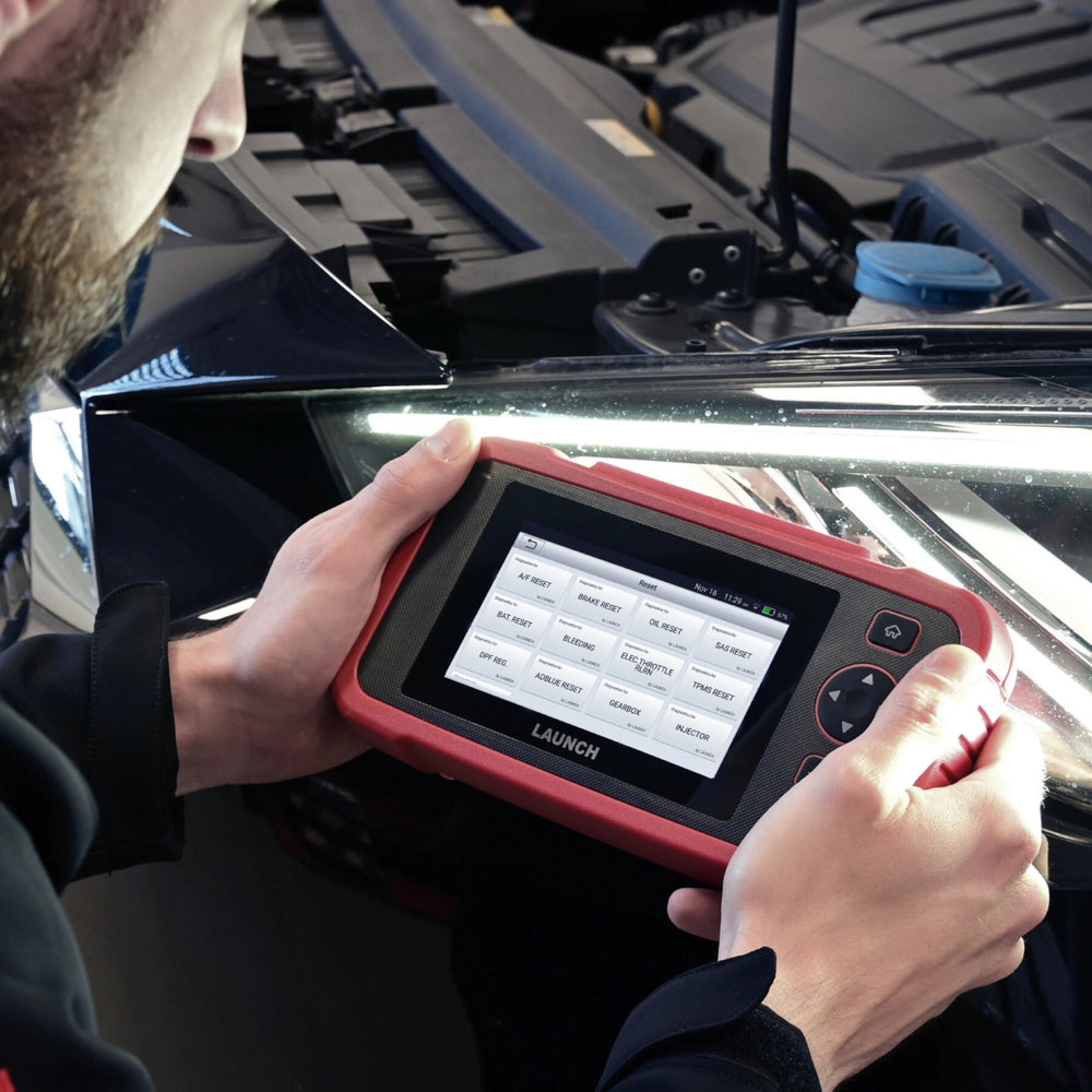 Real workshop functions: 4 control units + 13 service functions